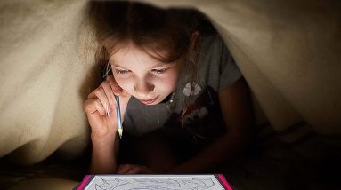Crayola Light Up Tracing Pad Pink-